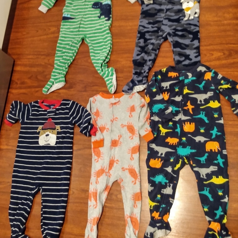 Baby boy / toddler footie pajamas sz 18-24 mo